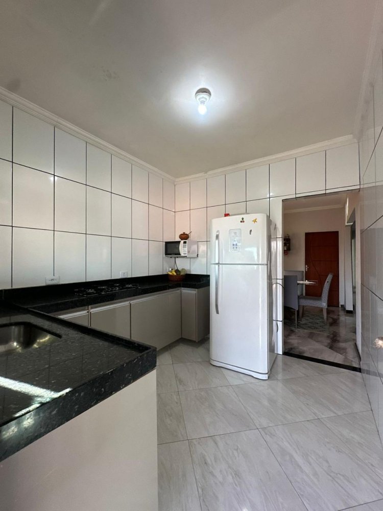 Casa à venda com 3 quartos, 480m² - Foto 11