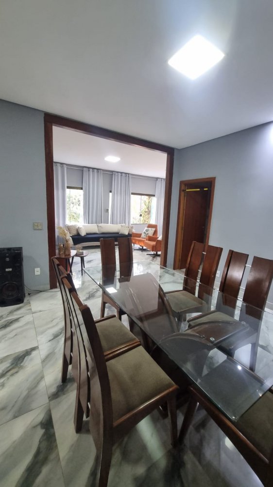 Chácara à venda com 4 quartos, 1500m² - Foto 13