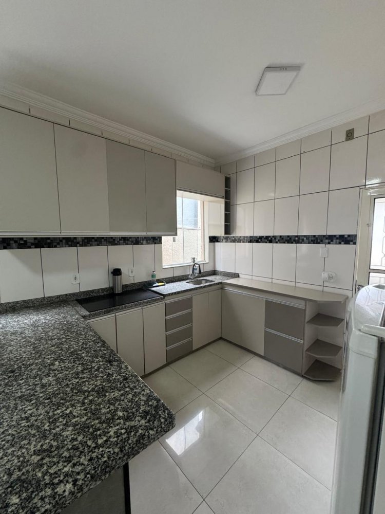 Casa à venda com 3 quartos, 216m² - Foto 15