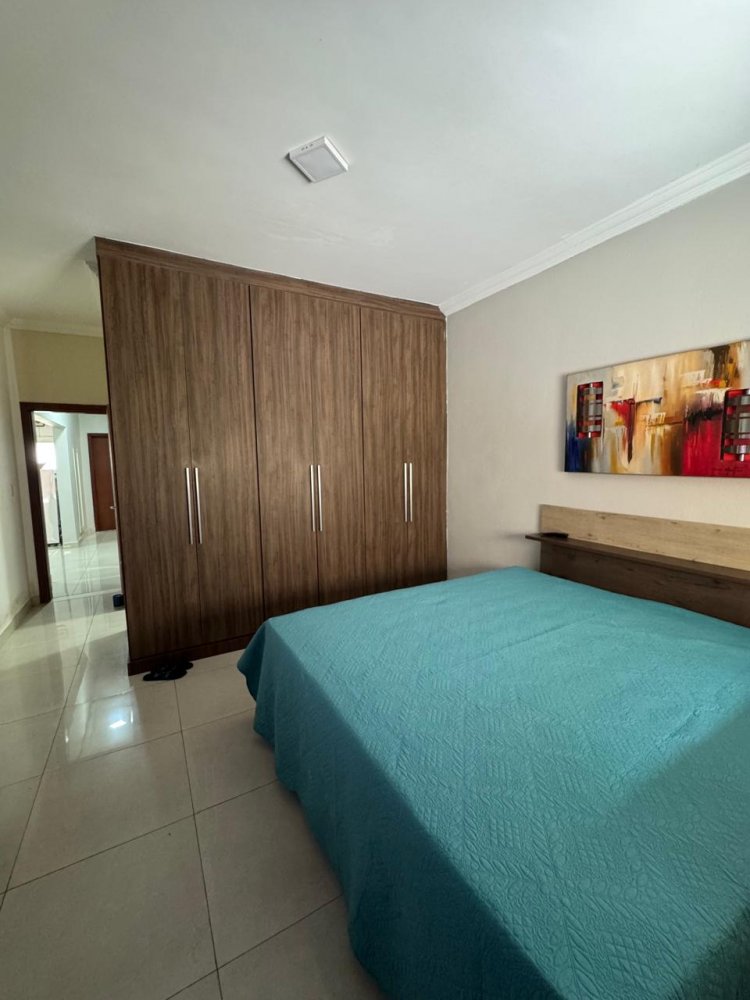 Casa à venda com 3 quartos, 216m² - Foto 12