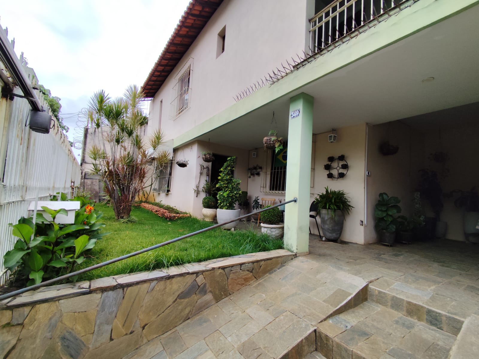 Casa à venda com 5 quartos, 467m² - Foto 1