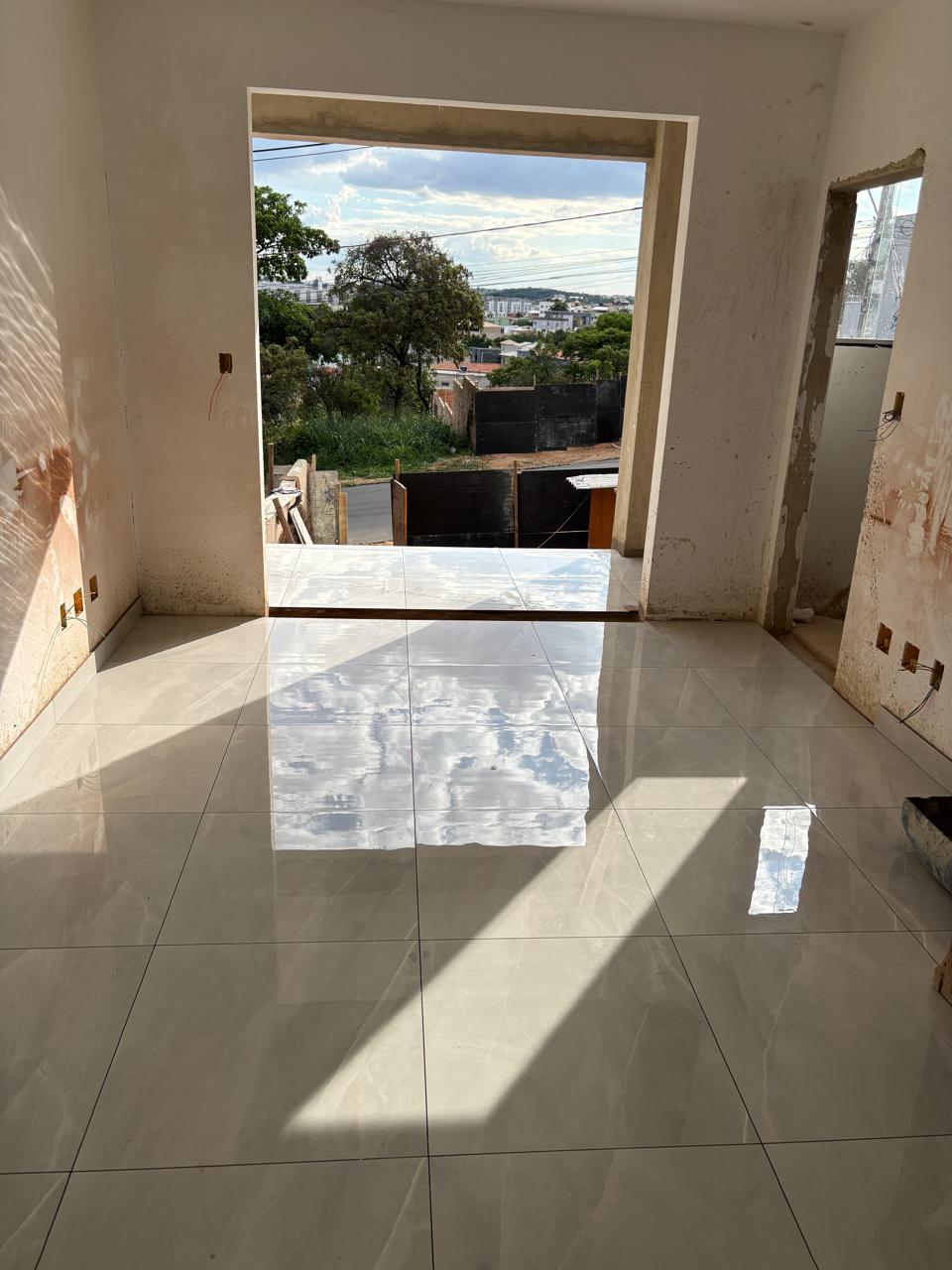 Casa à venda com 3 quartos, 120m² - Foto 4