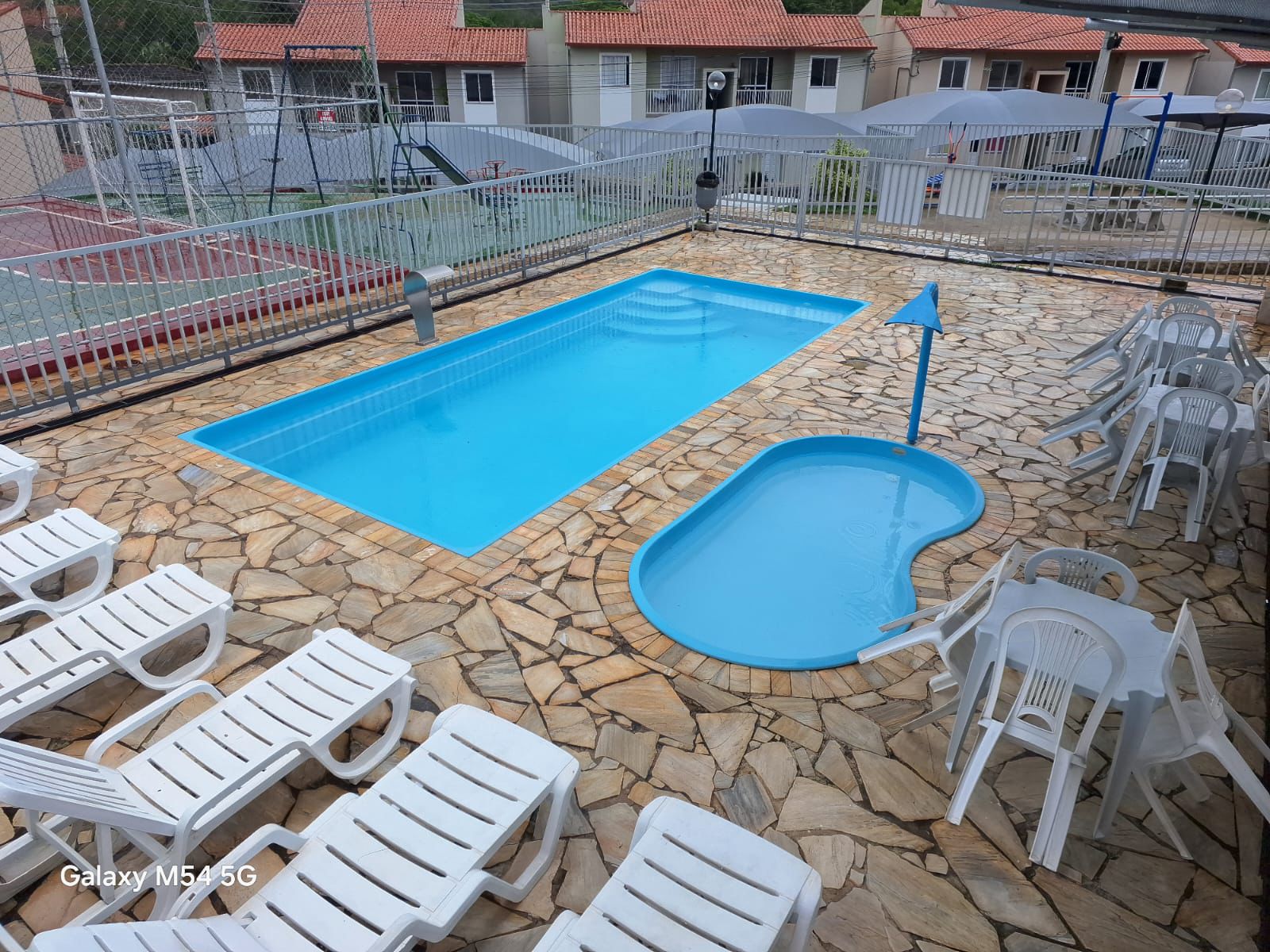 Apartamento à venda com 2 quartos, 60m² - Foto 3