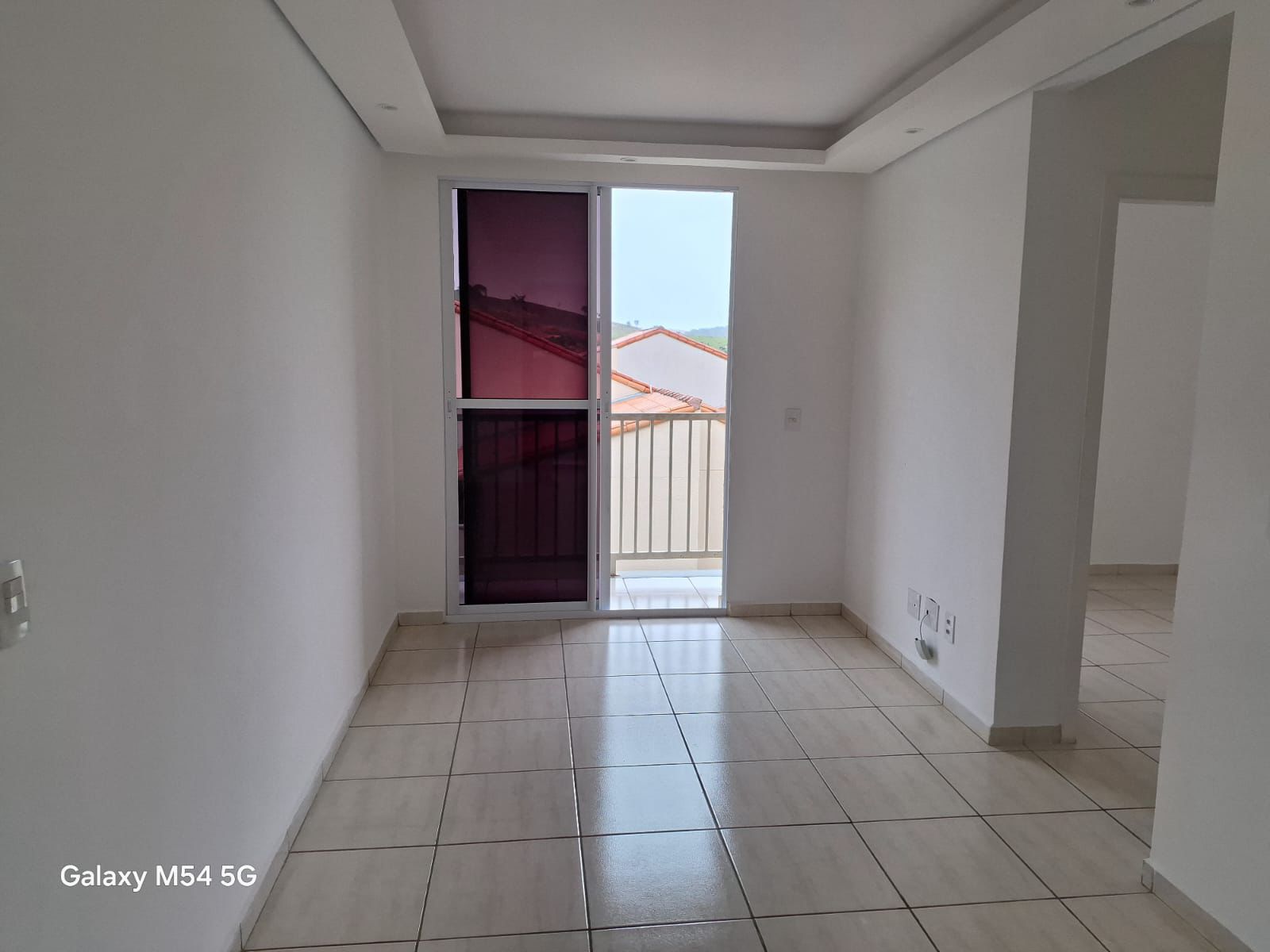 Apartamento à venda com 2 quartos, 60m² - Foto 2