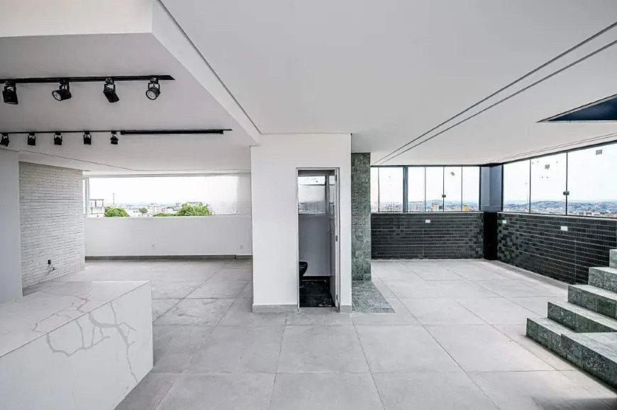 Cobertura à venda com 4 quartos, 210m² - Foto 13