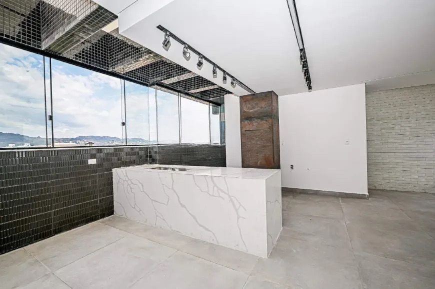 Cobertura à venda com 4 quartos, 210m² - Foto 10