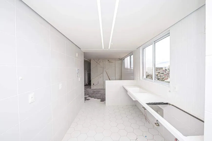 Cobertura à venda com 4 quartos, 210m² - Foto 3