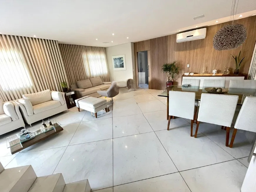 Cobertura à venda com 4 quartos, 252m² - Foto 3