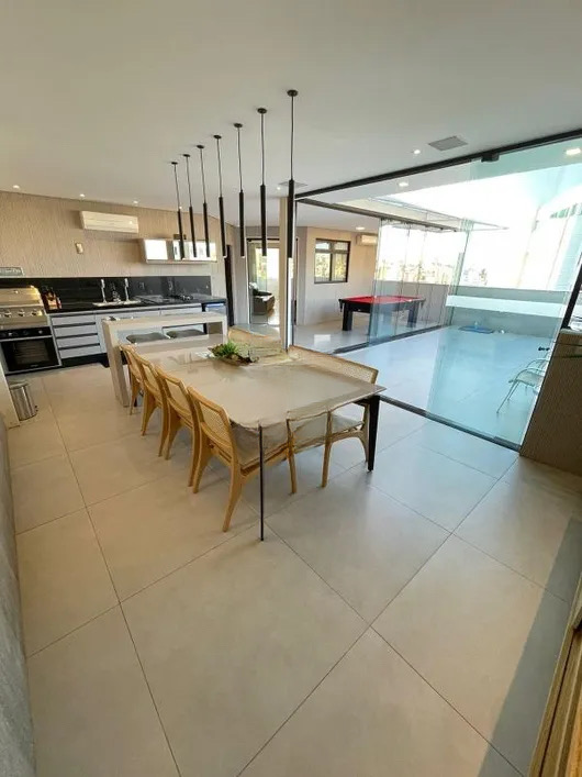 Cobertura à venda com 4 quartos, 252m² - Foto 2