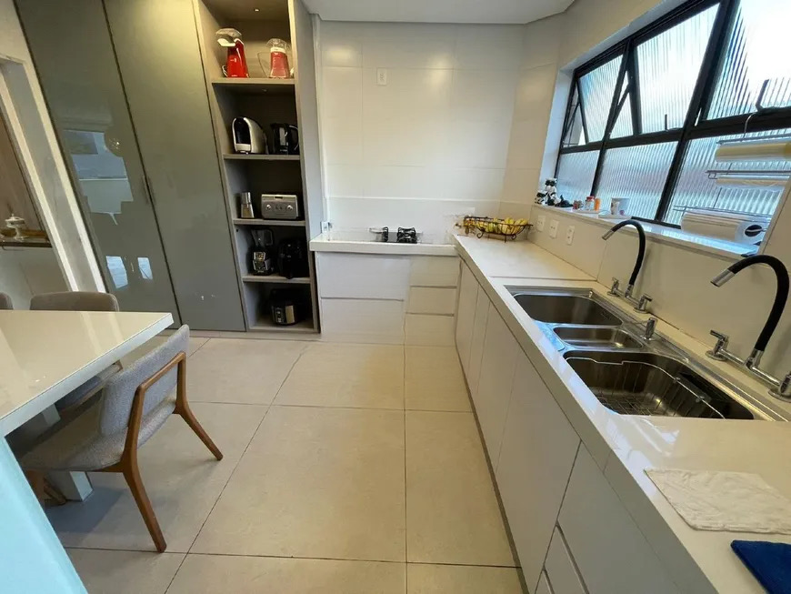 Cobertura à venda com 4 quartos, 252m² - Foto 11