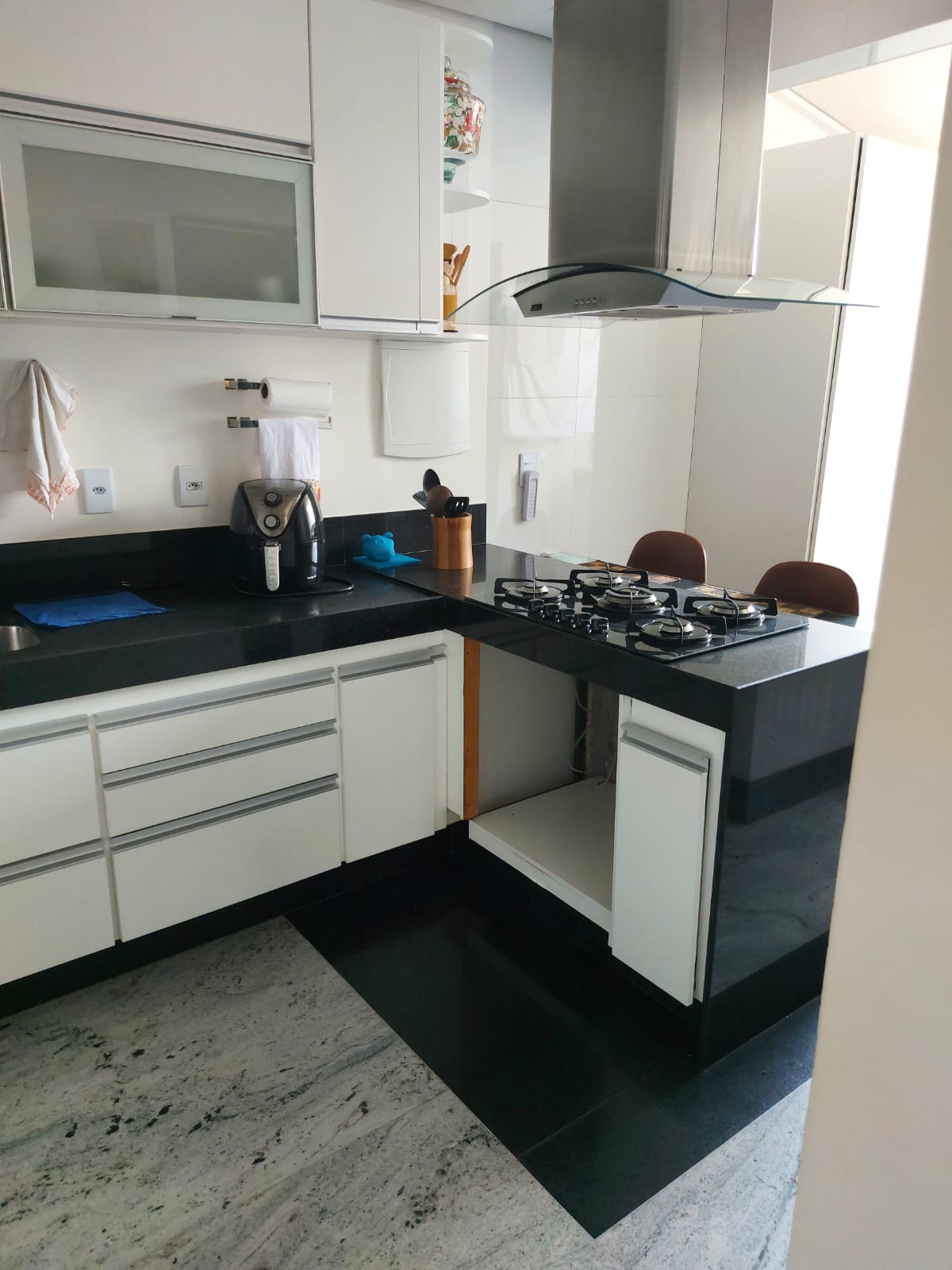 Apartamento à venda com 3 quartos, 136m² - Foto 21