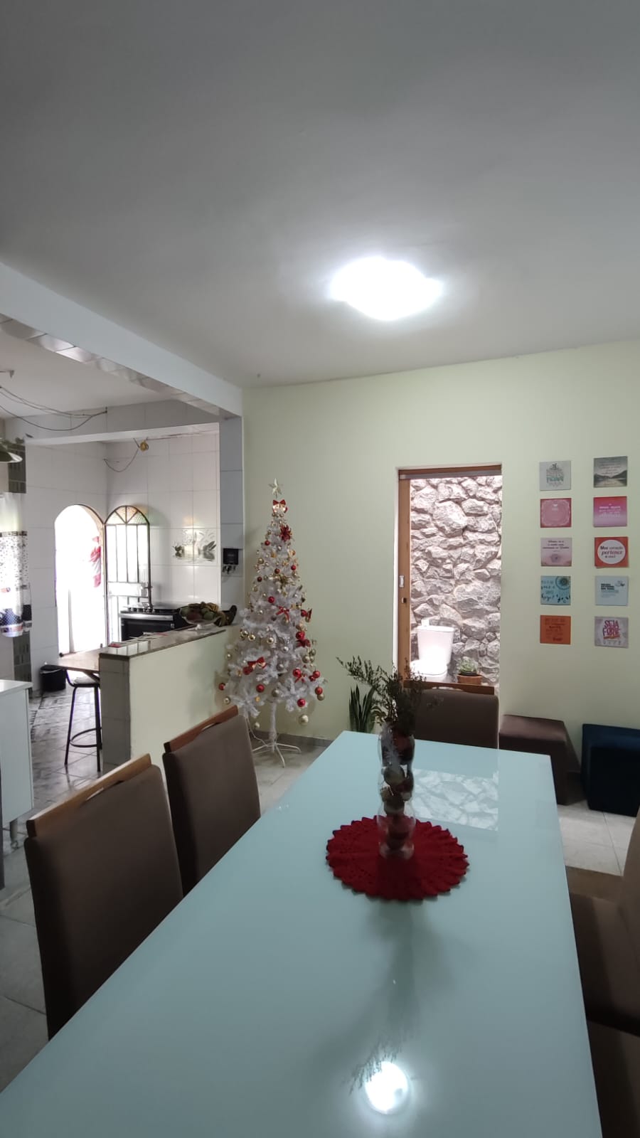 Casa à venda com 7 quartos, 220m² - Foto 2