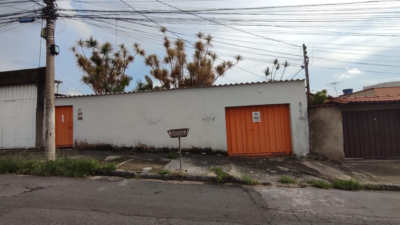 Casa à venda com 7 quartos, 220m² - Foto 17