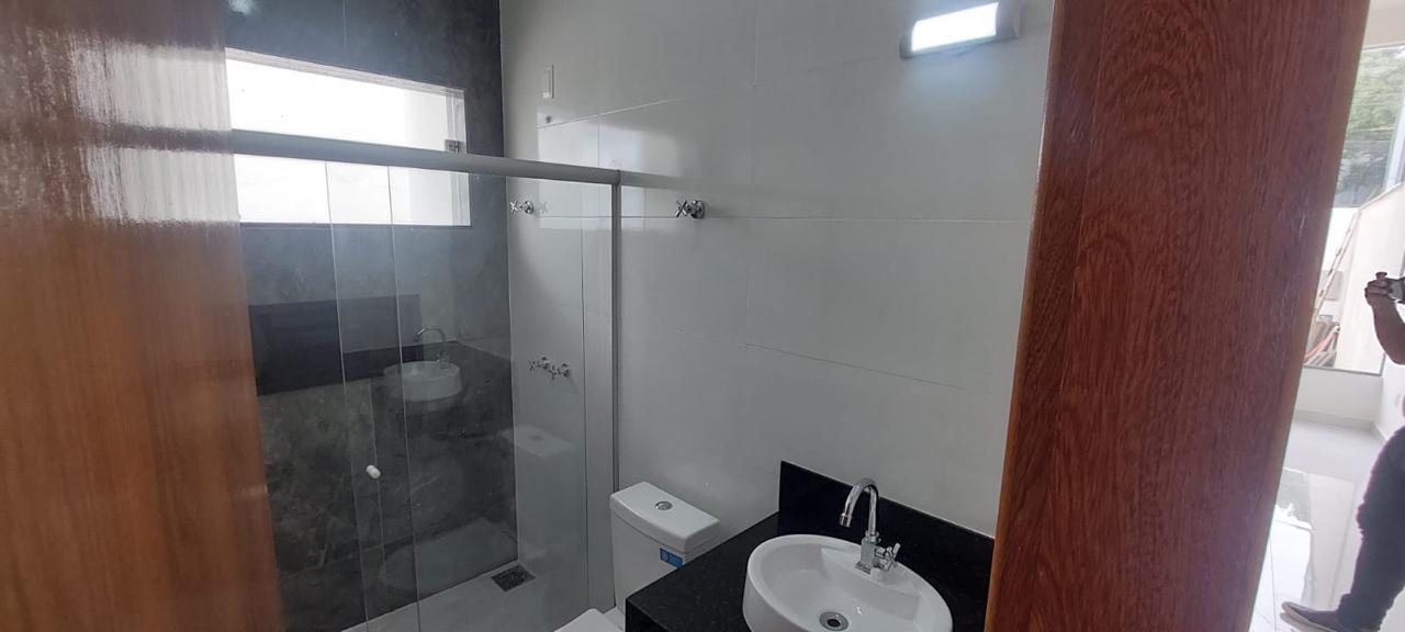 Casa à venda com 3 quartos, 180m² - Foto 3