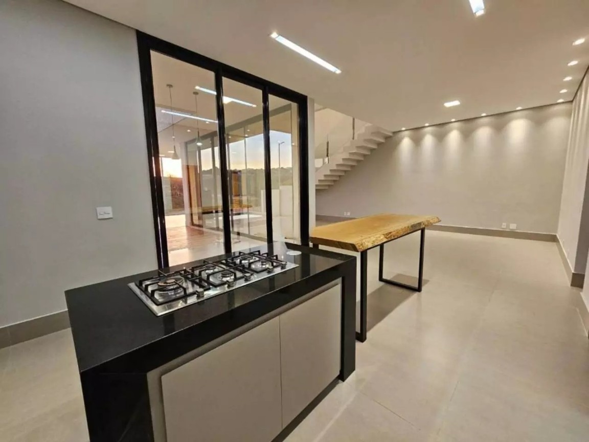 Casa de Condomínio para alugar com 4 quartos, 380m² - Foto 18
