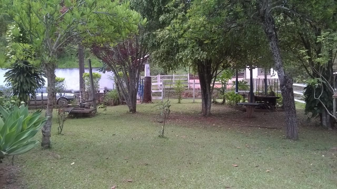 Sítio à venda com 3 quartos, 220m² - Foto 4