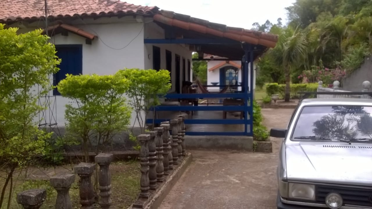 Sítio à venda com 3 quartos, 220m² - Foto 9