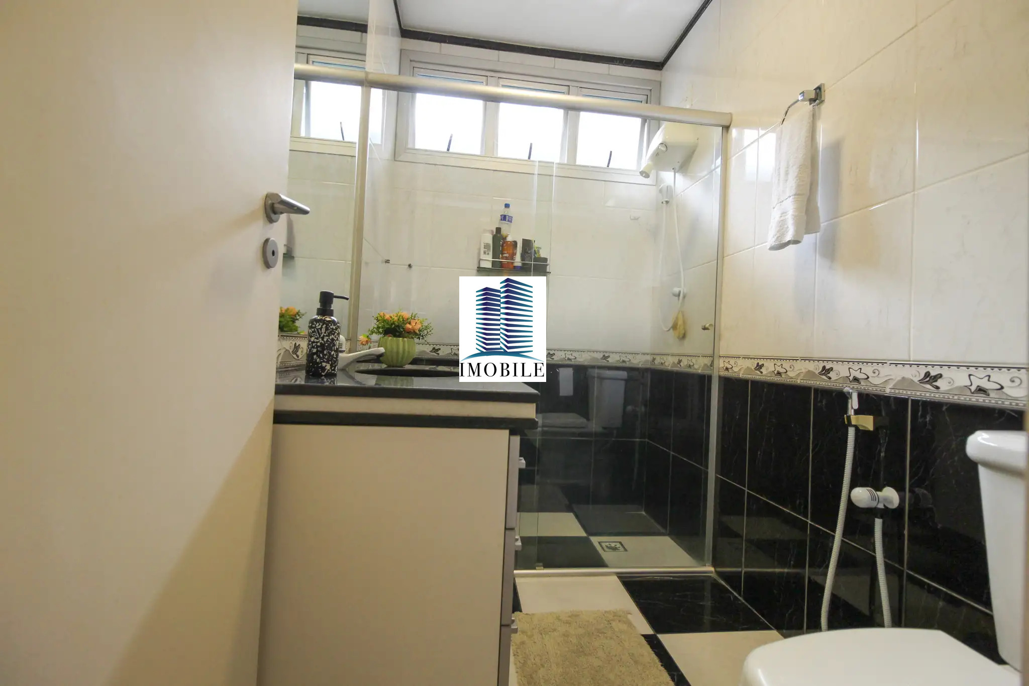 Apartamento à venda com 3 quartos, 105m² - Foto 22