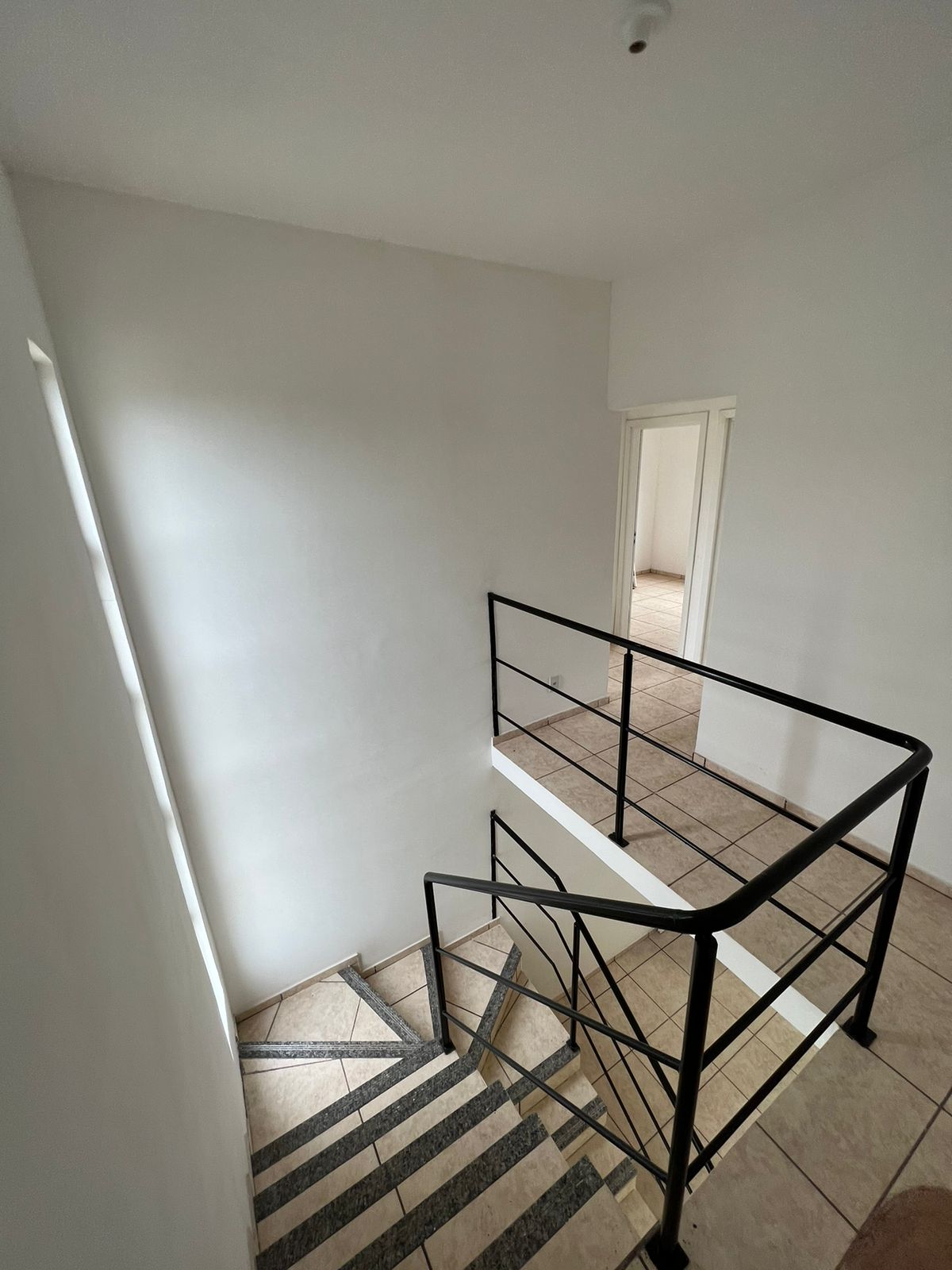 Casa à venda com 3 quartos, 88m² - Foto 14
