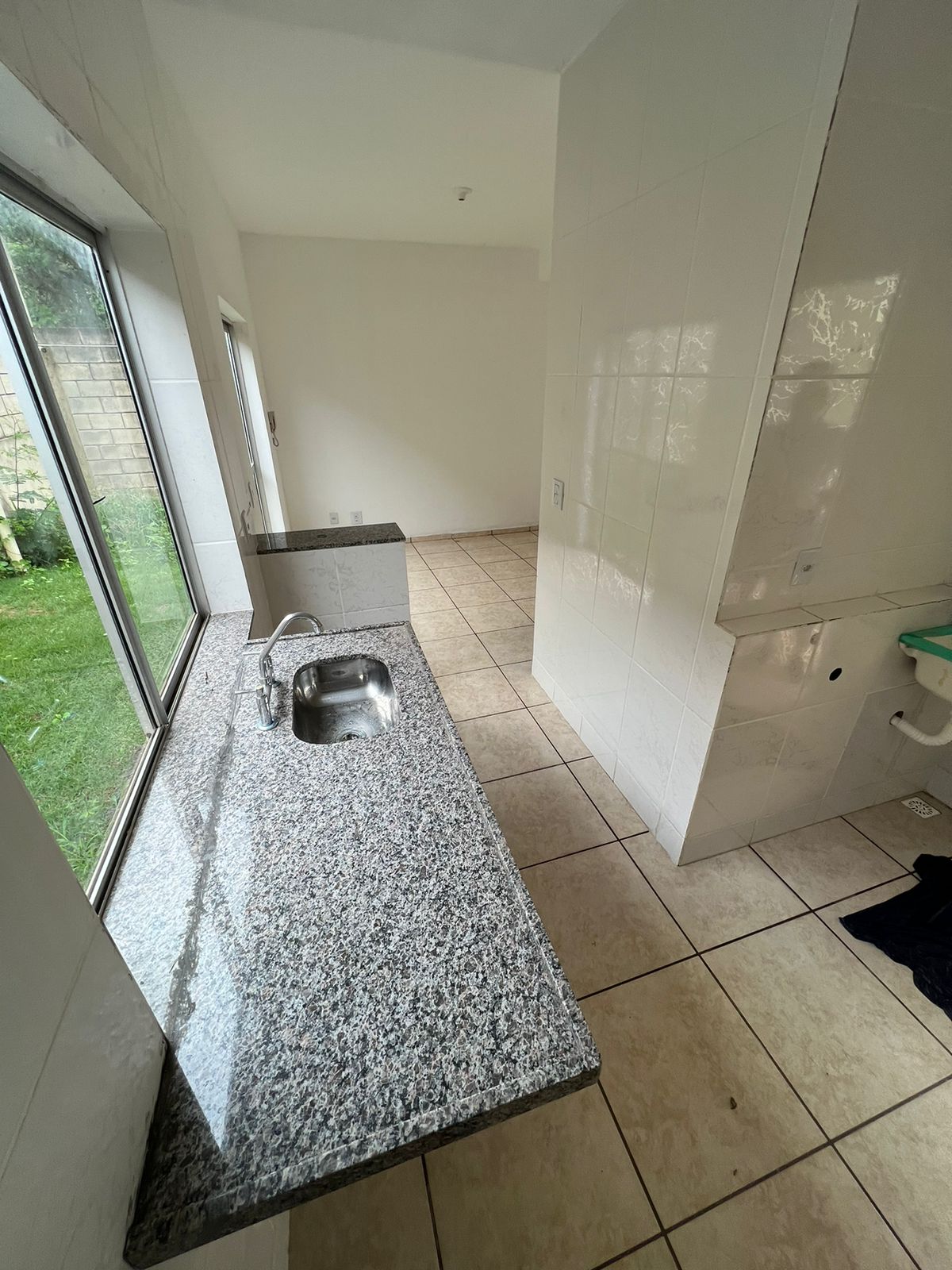 Casa à venda com 3 quartos, 88m² - Foto 11
