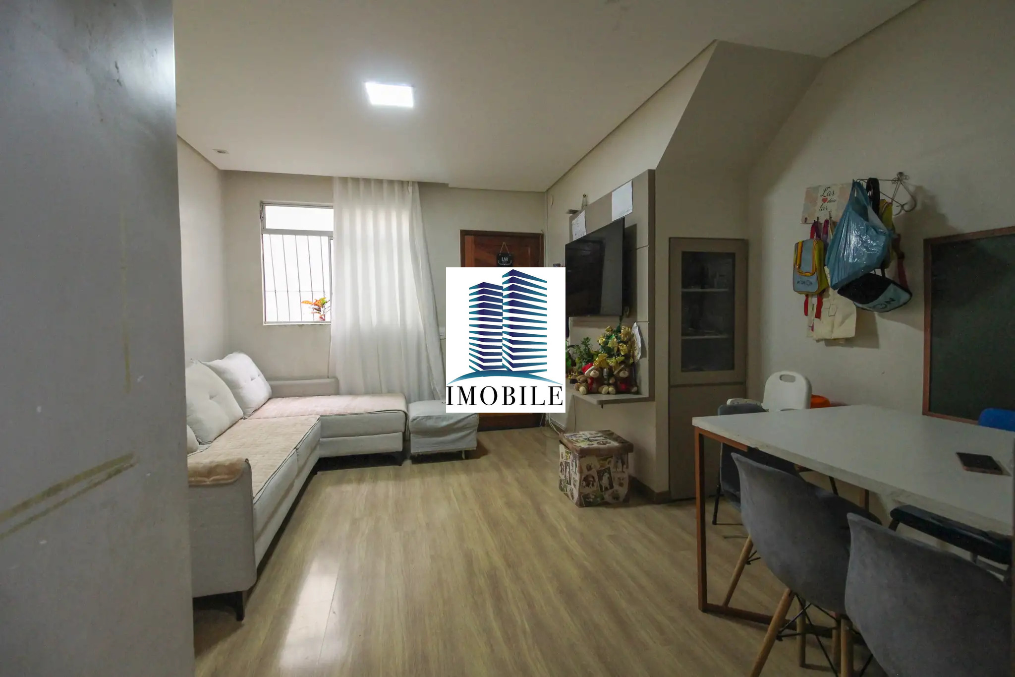 Apartamento à venda com 3 quartos, 73m² - Foto 2