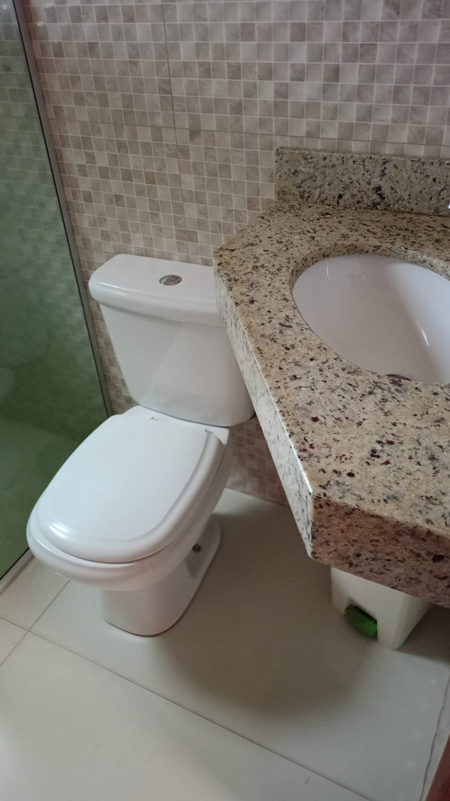 Casa para alugar com 2 quartos, 100m² - Foto 4