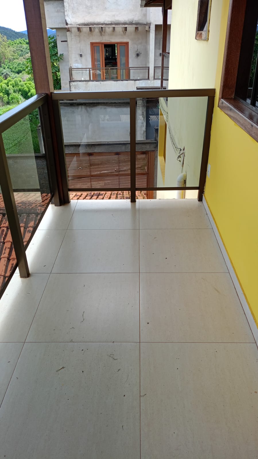 Casa para alugar com 2 quartos, 100m² - Foto 2