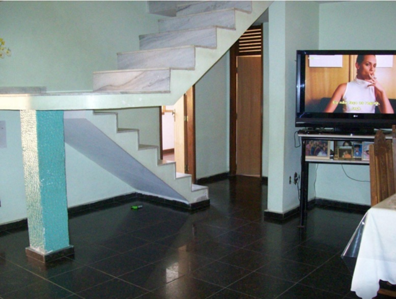 Casa à venda com 5 quartos, 291m² - Foto 9