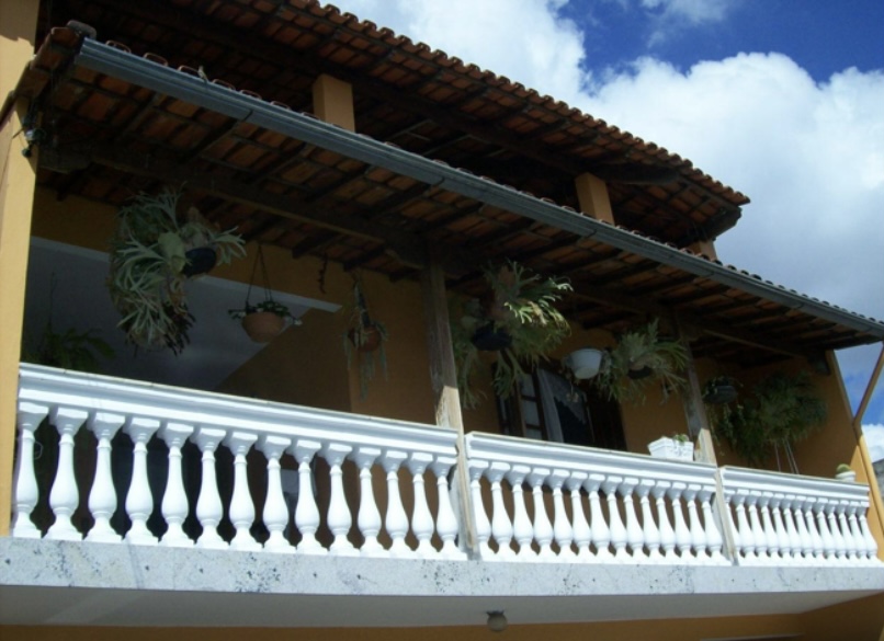Casa à venda com 5 quartos, 291m² - Foto 2