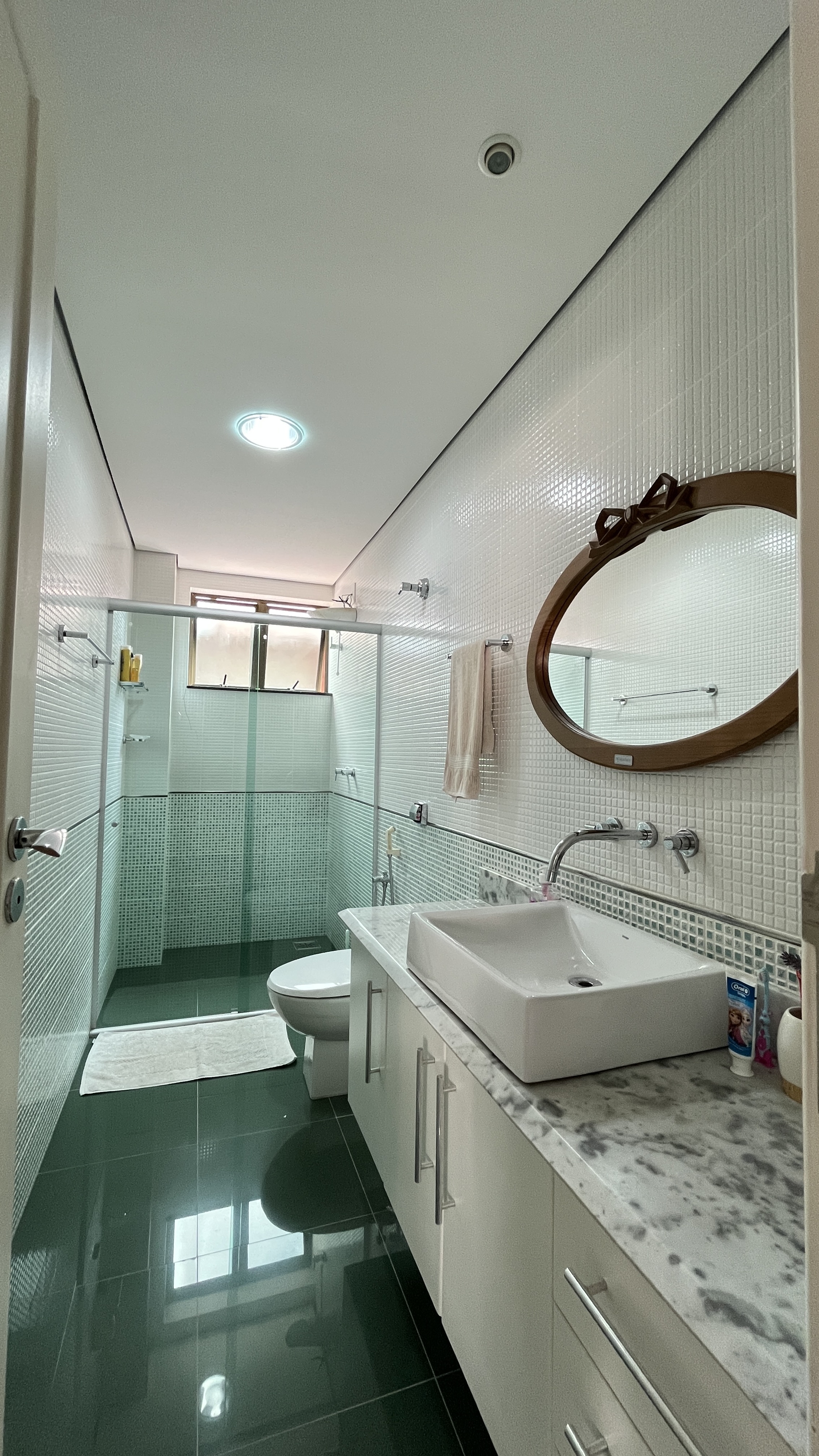Apartamento à venda com 3 quartos, 203m² - Foto 9
