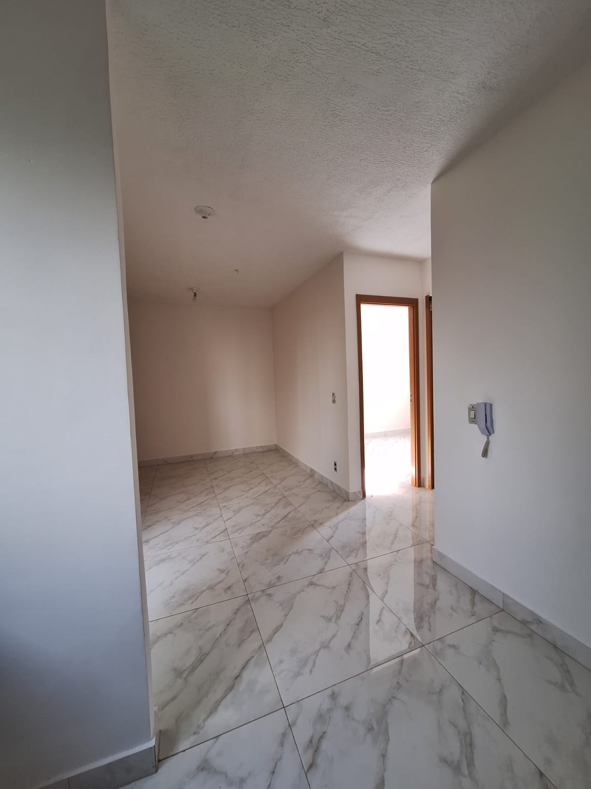 Apartamento para alugar com 2 quartos, 50m² - Foto 6