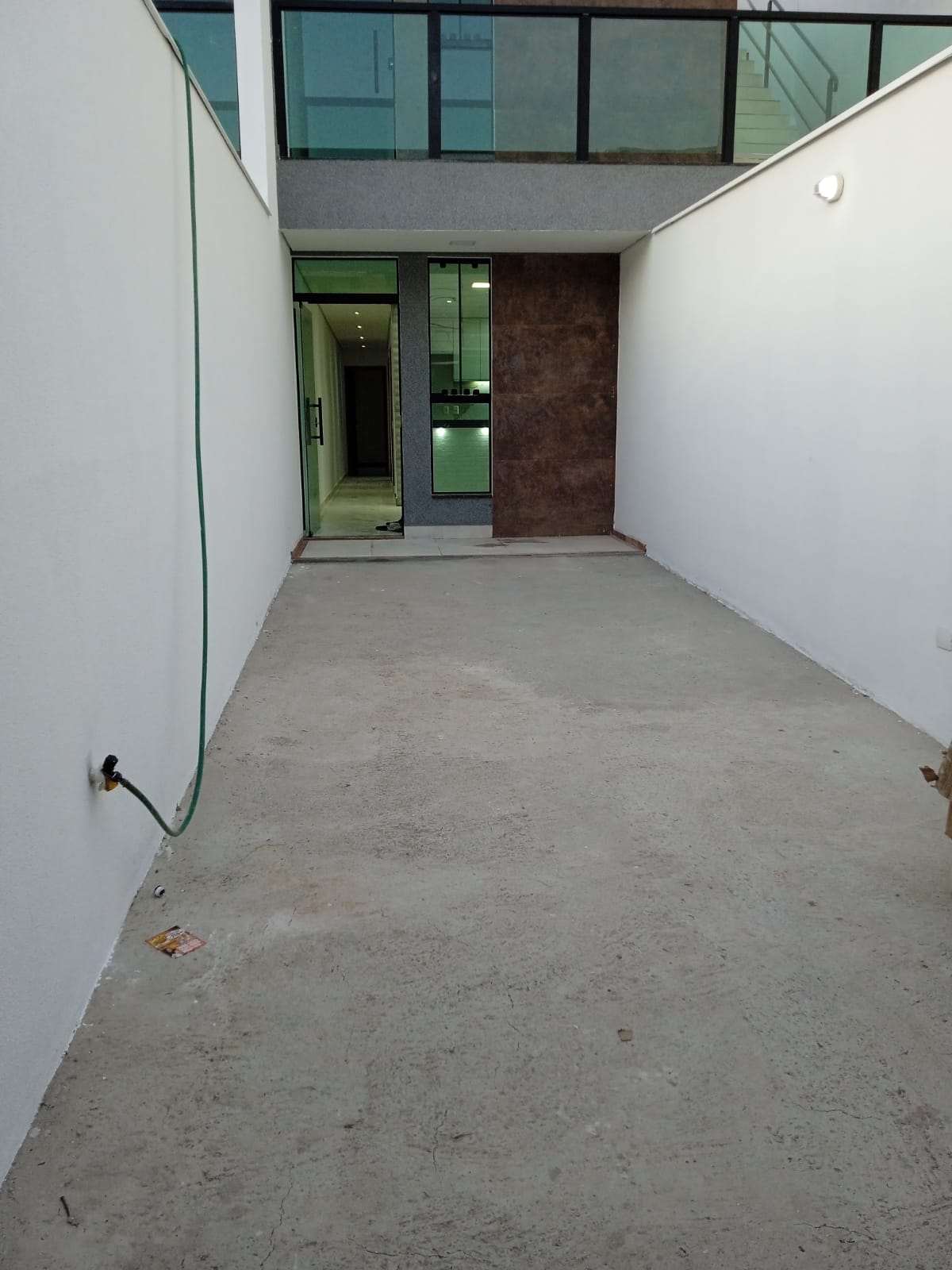 Casa à venda com 3 quartos, 82m² - Foto 5