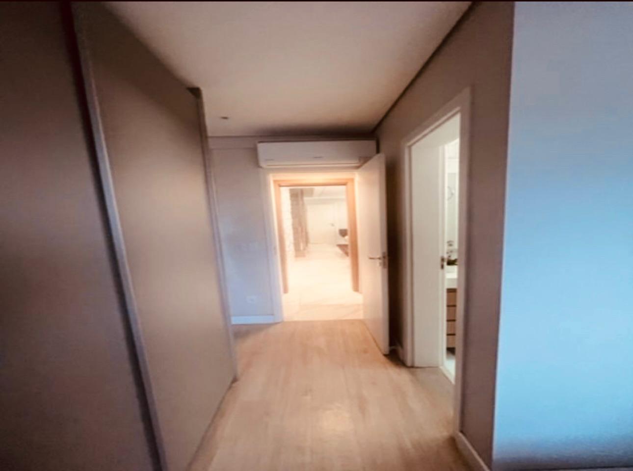Cobertura à venda com 3 quartos, 226m² - Foto 11