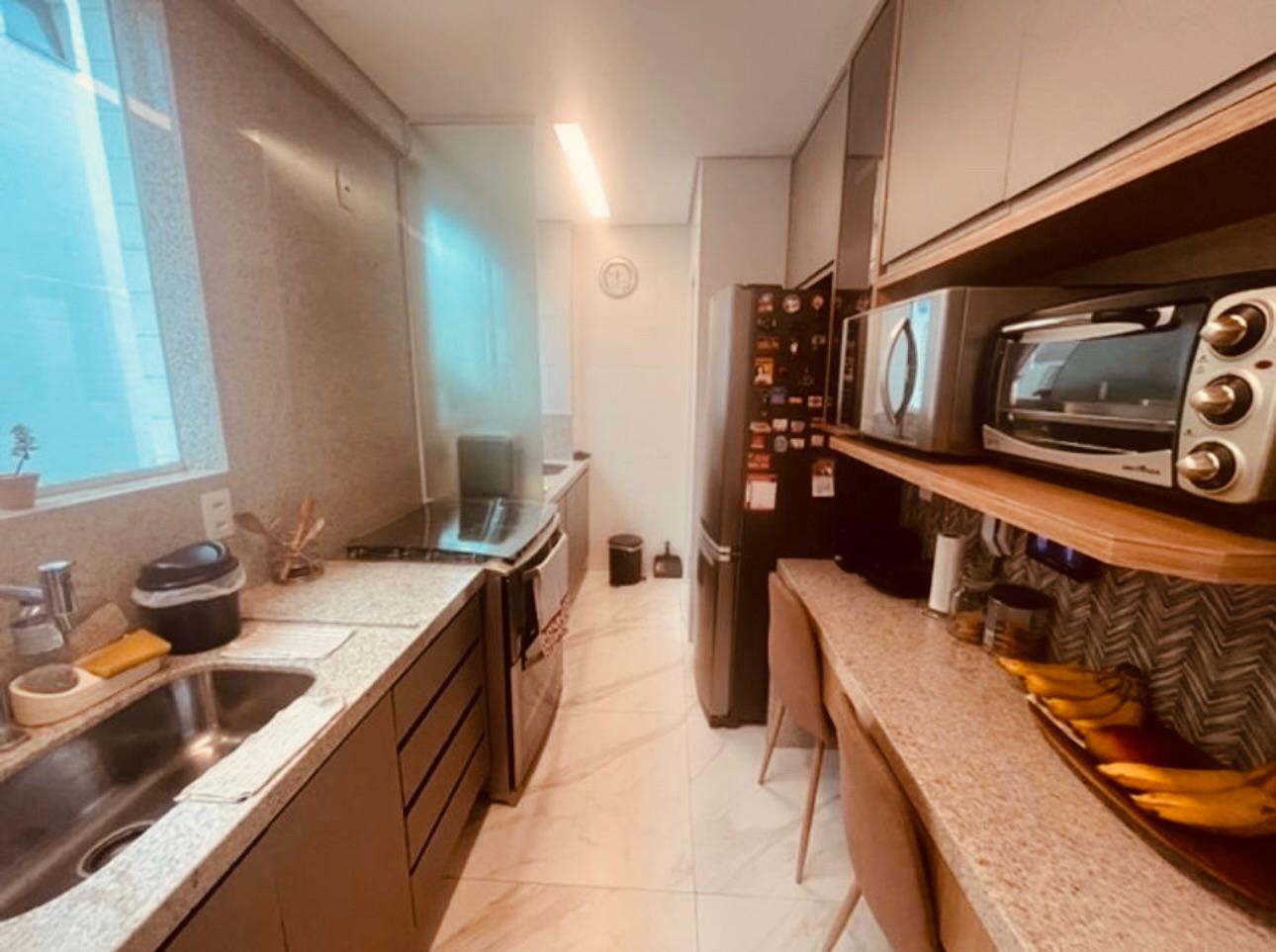 Cobertura à venda com 3 quartos, 226m² - Foto 9