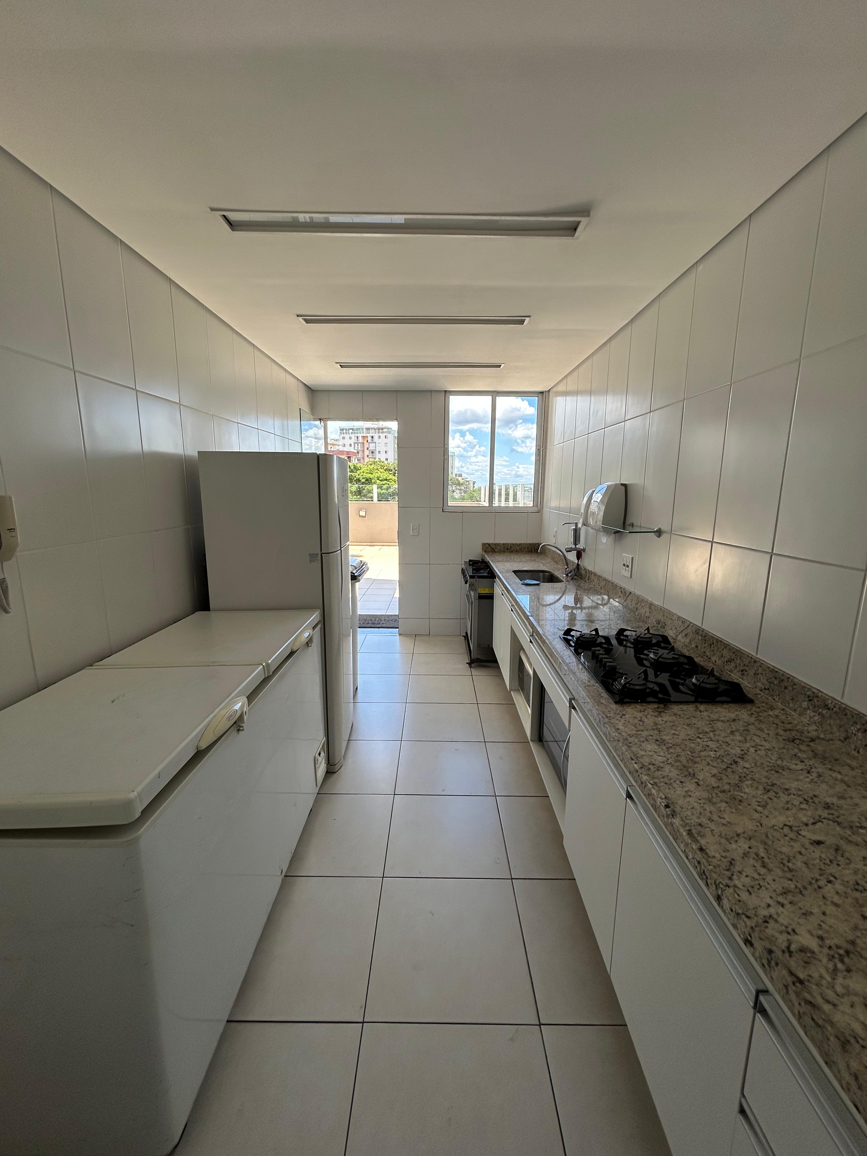 Cobertura para alugar com 3 quartos, 206m² - Foto 18