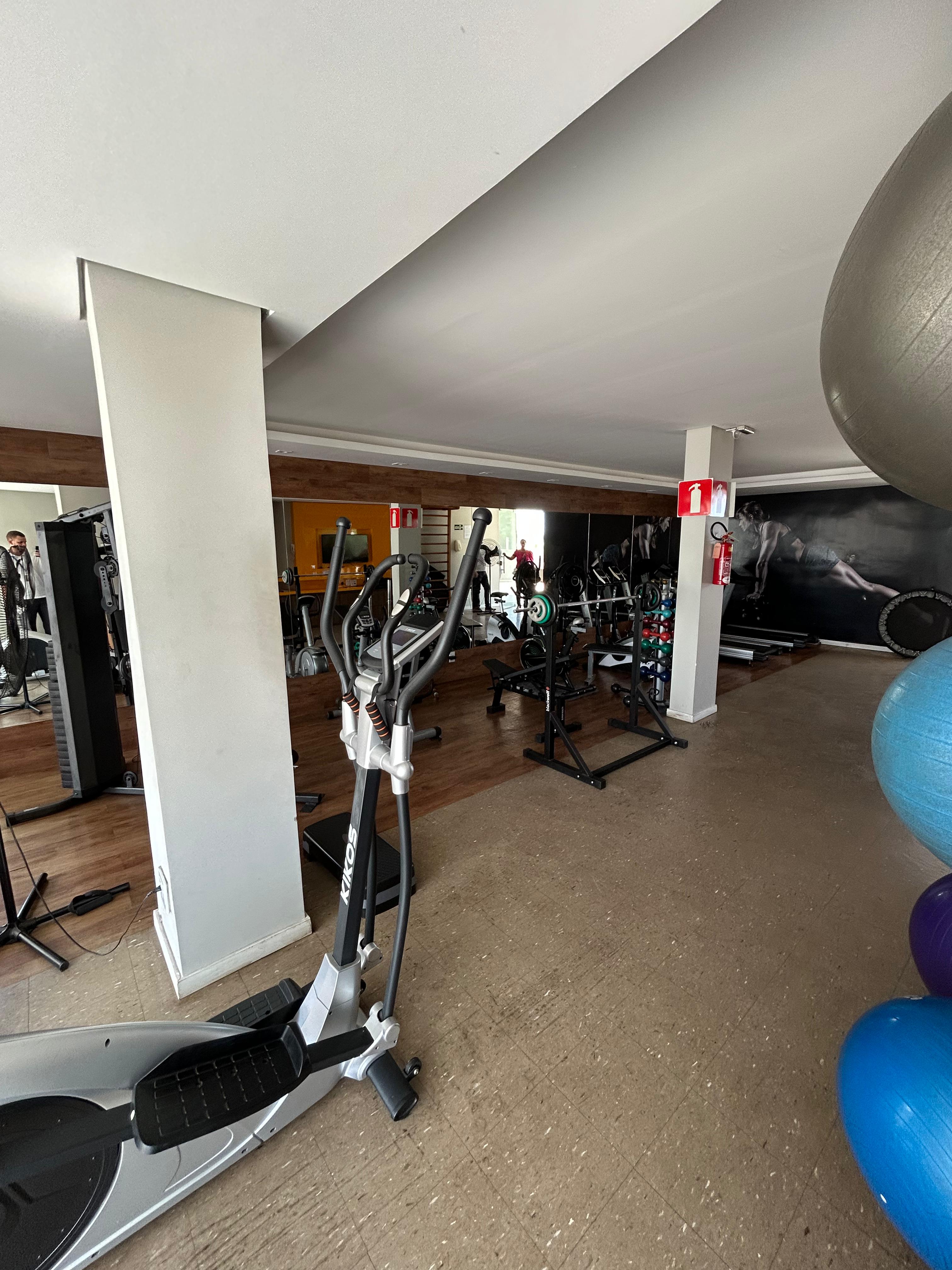 Cobertura para alugar com 3 quartos, 206m² - Foto 15