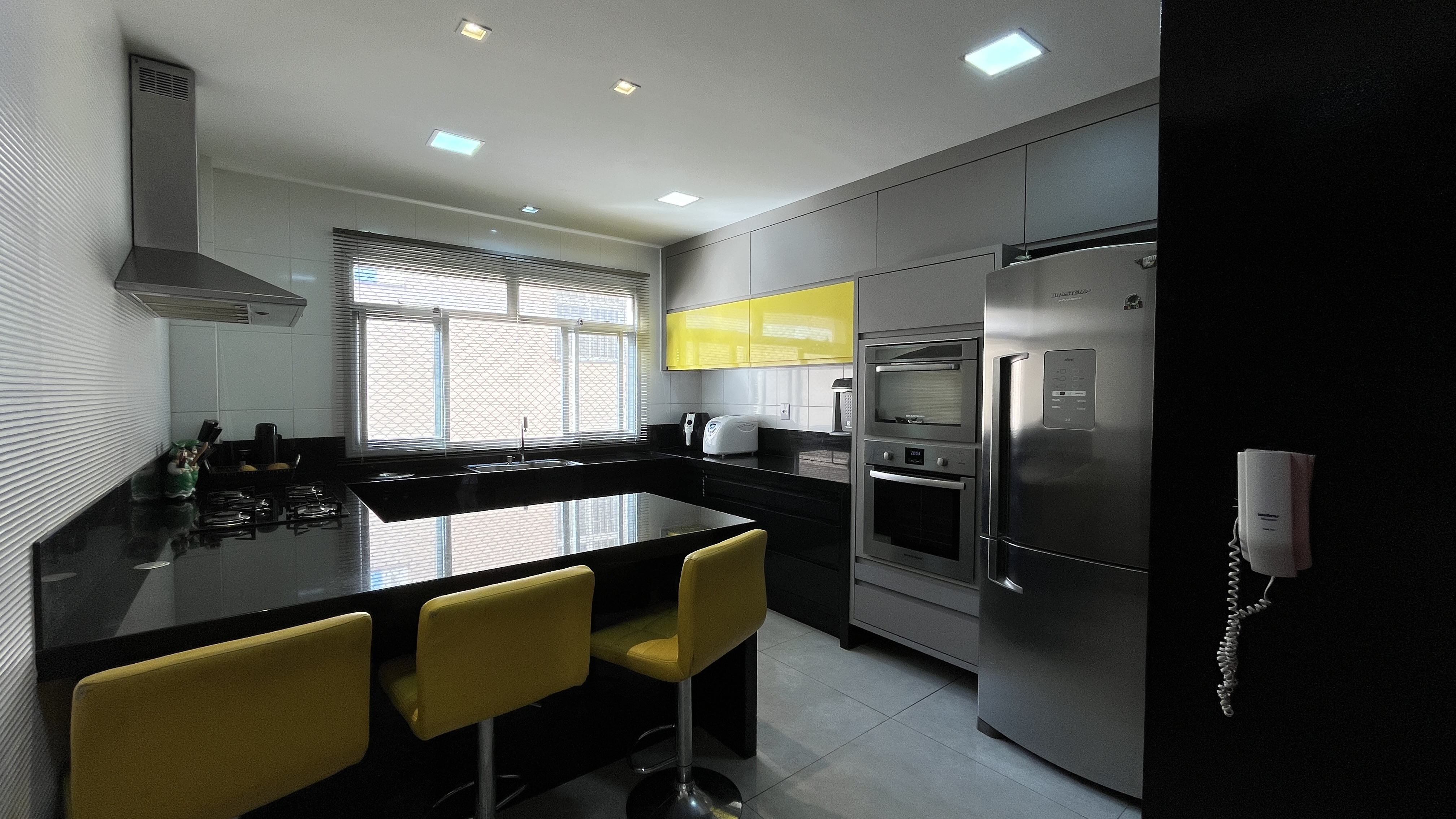 Cobertura à venda com 4 quartos, 121m² - Foto 1