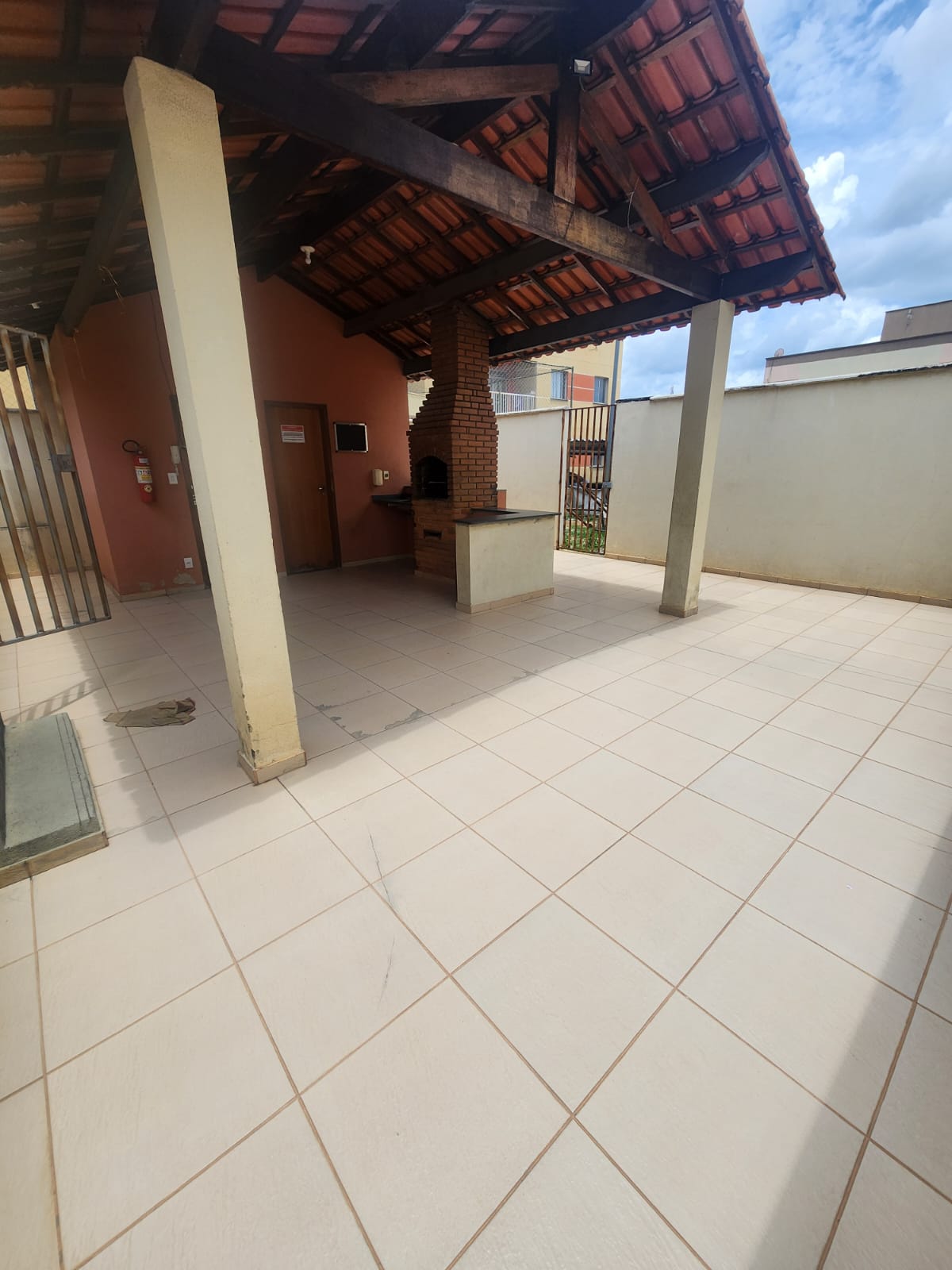 Apartamento à venda com 3 quartos, 74m² - Foto 25