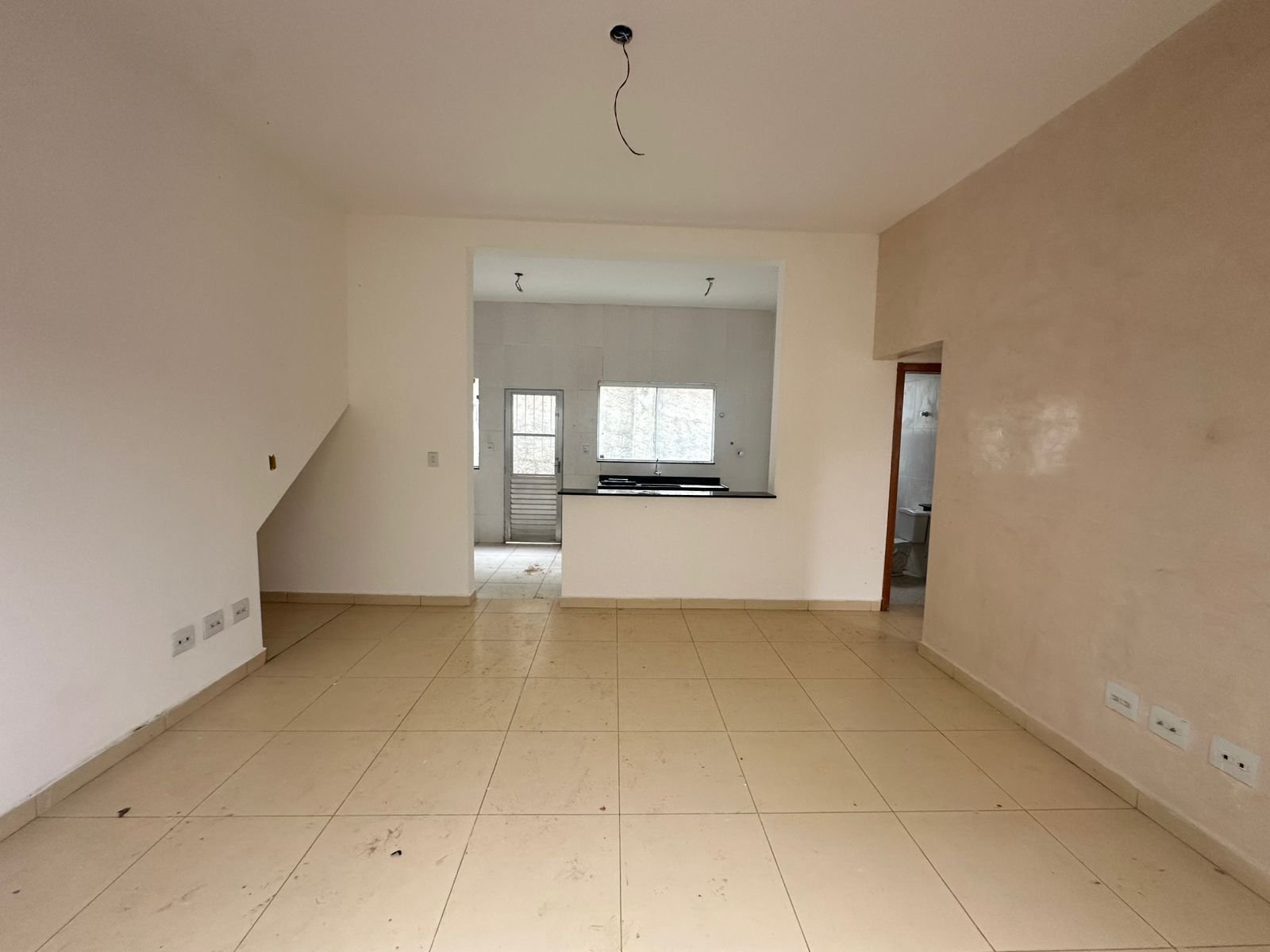 Apartamento à venda com 2 quartos, 70m² - Foto 3