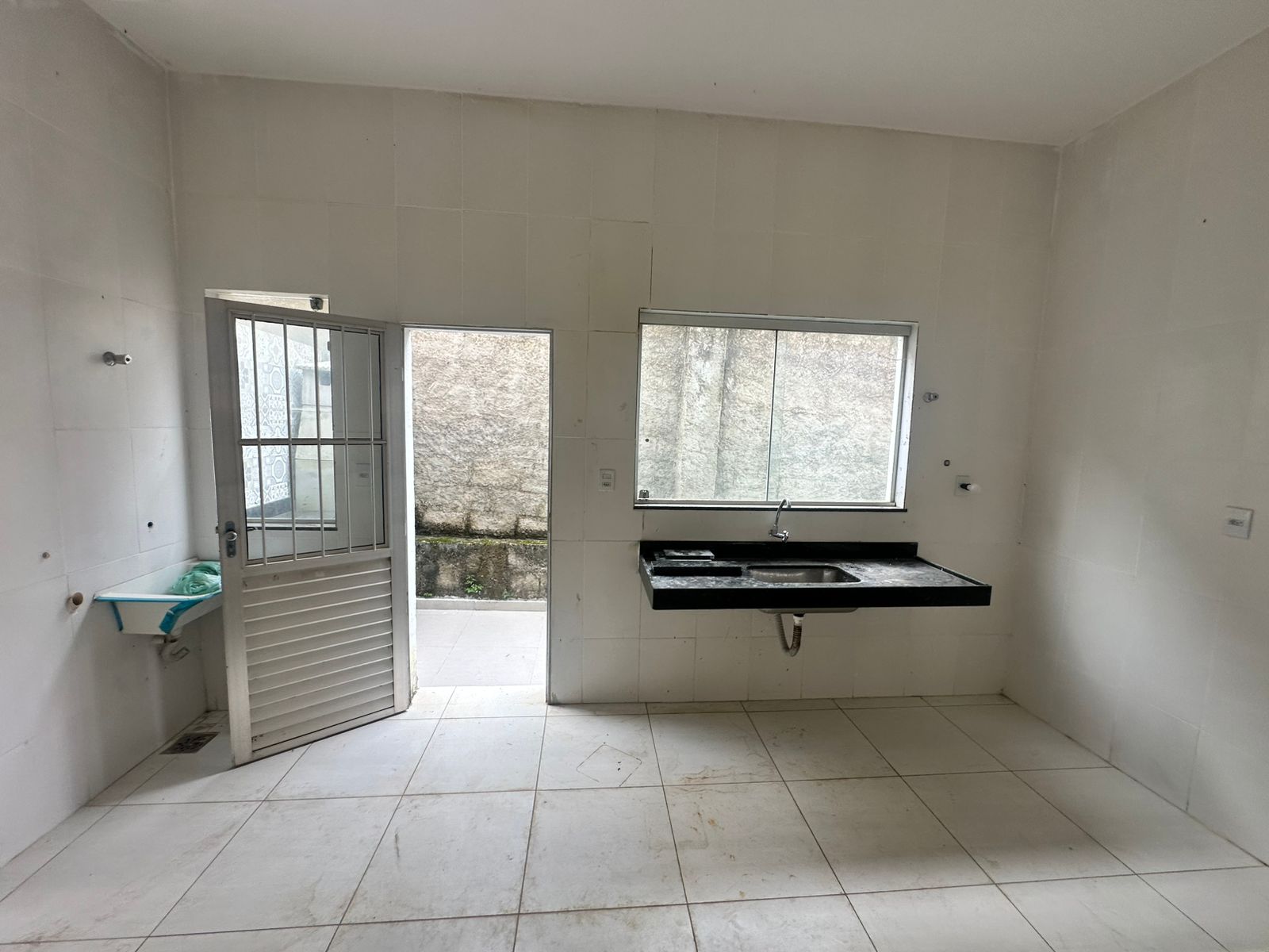 Apartamento à venda com 2 quartos, 70m² - Foto 11