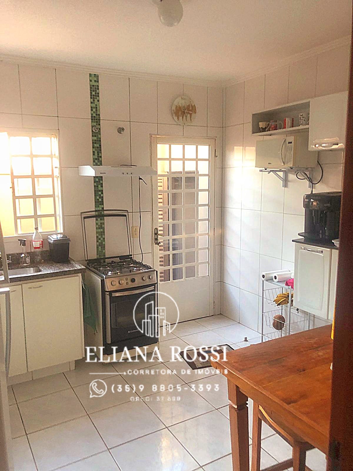 Casa à venda com 3 quartos, 200m² - Foto 9