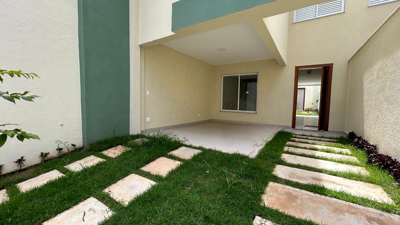 Casa à venda com 4 quartos, 160m² - Foto 3