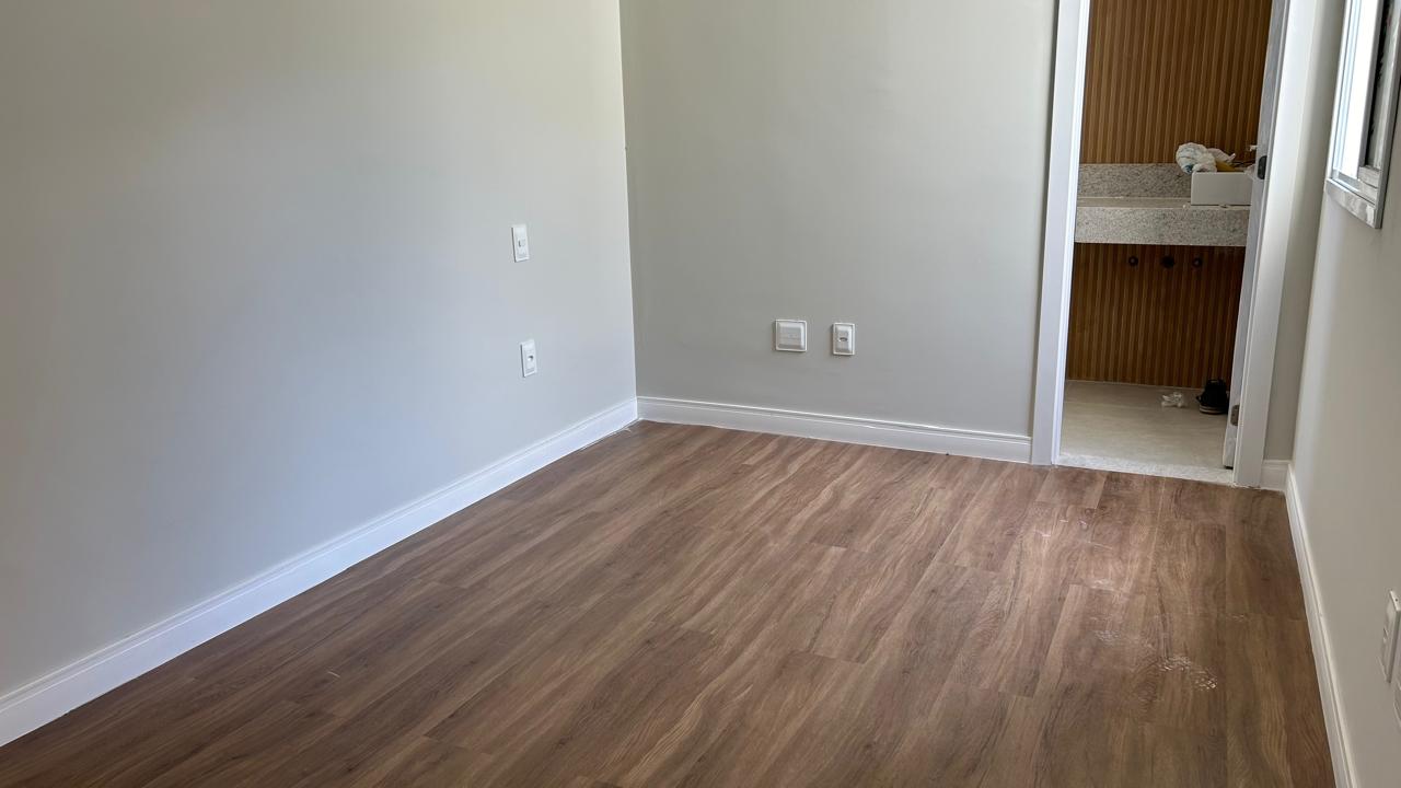 Casa à venda com 4 quartos, 160m² - Foto 18