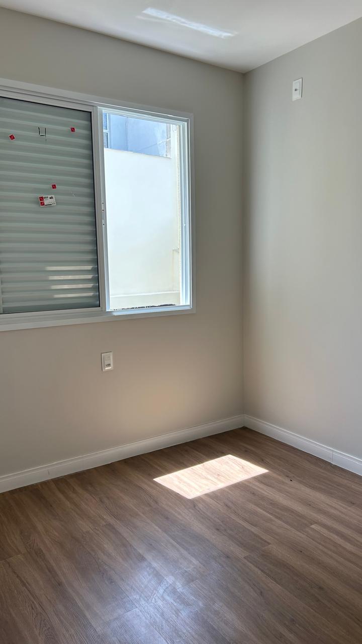 Casa à venda com 4 quartos, 160m² - Foto 16