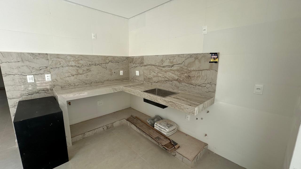 Casa à venda com 4 quartos, 160m² - Foto 8