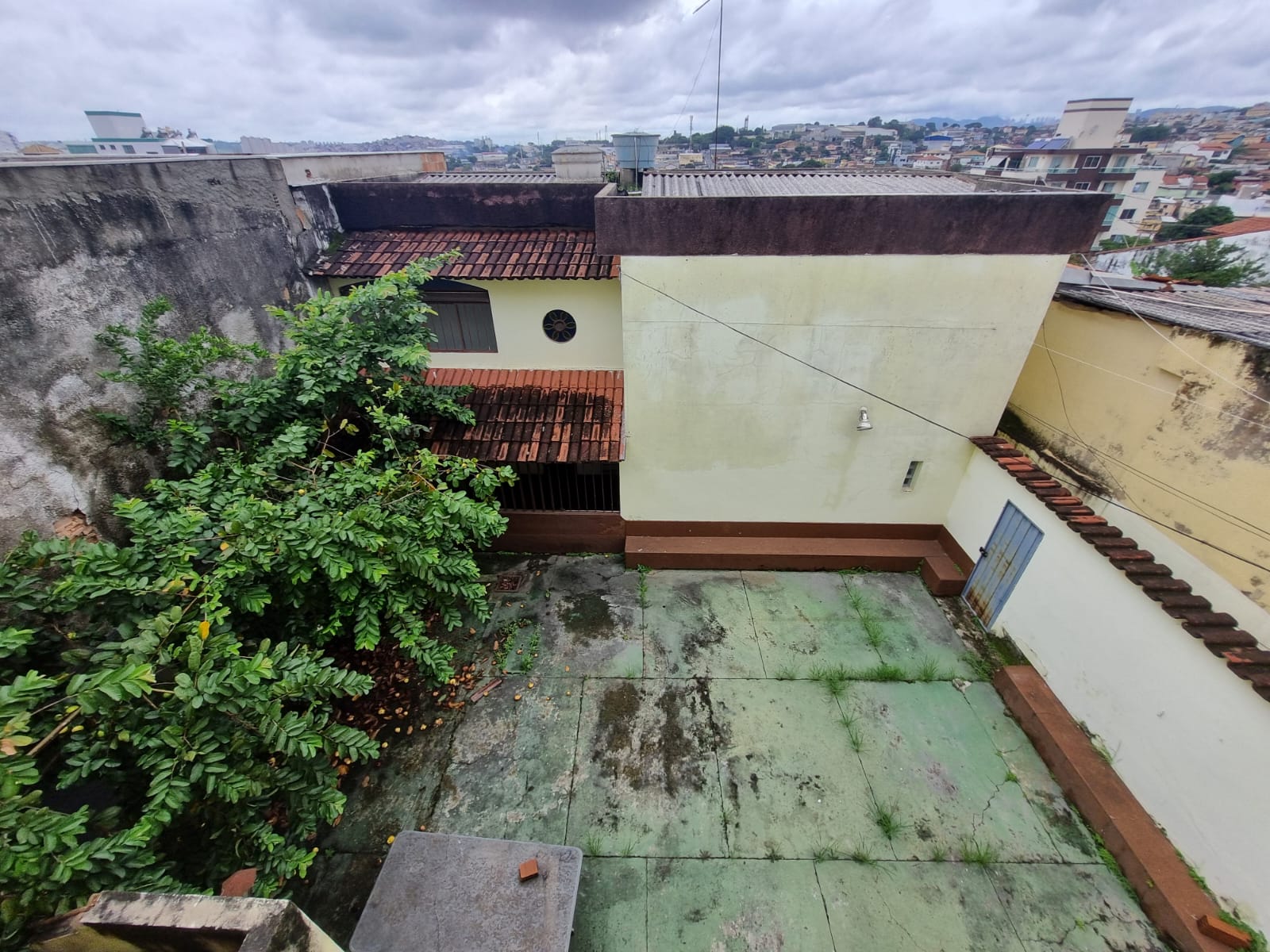 Casa à venda com 2 quartos, 360m² - Foto 8