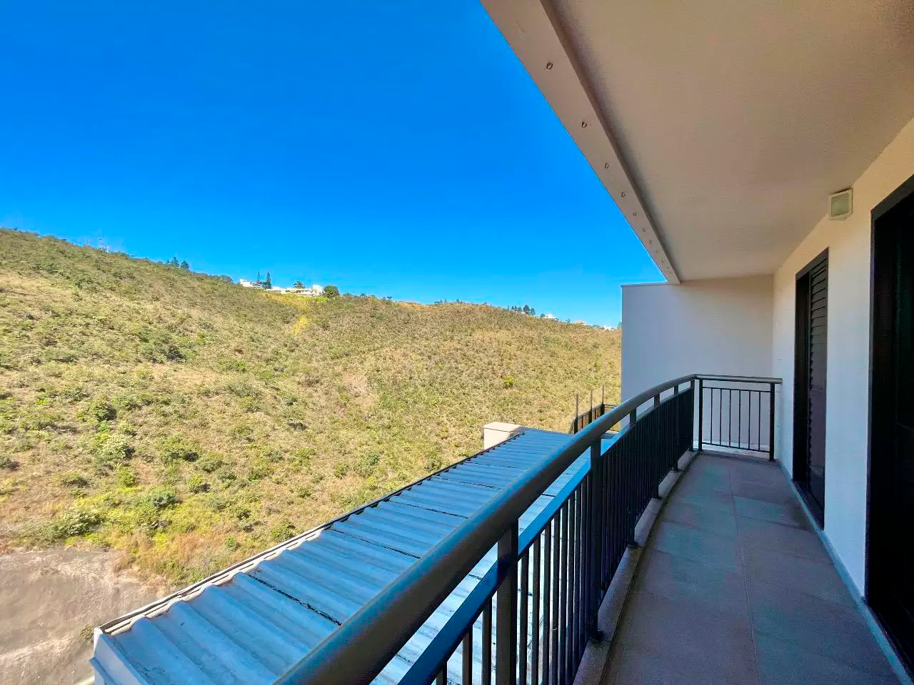Cobertura à venda com 4 quartos, 277m² - Foto 4