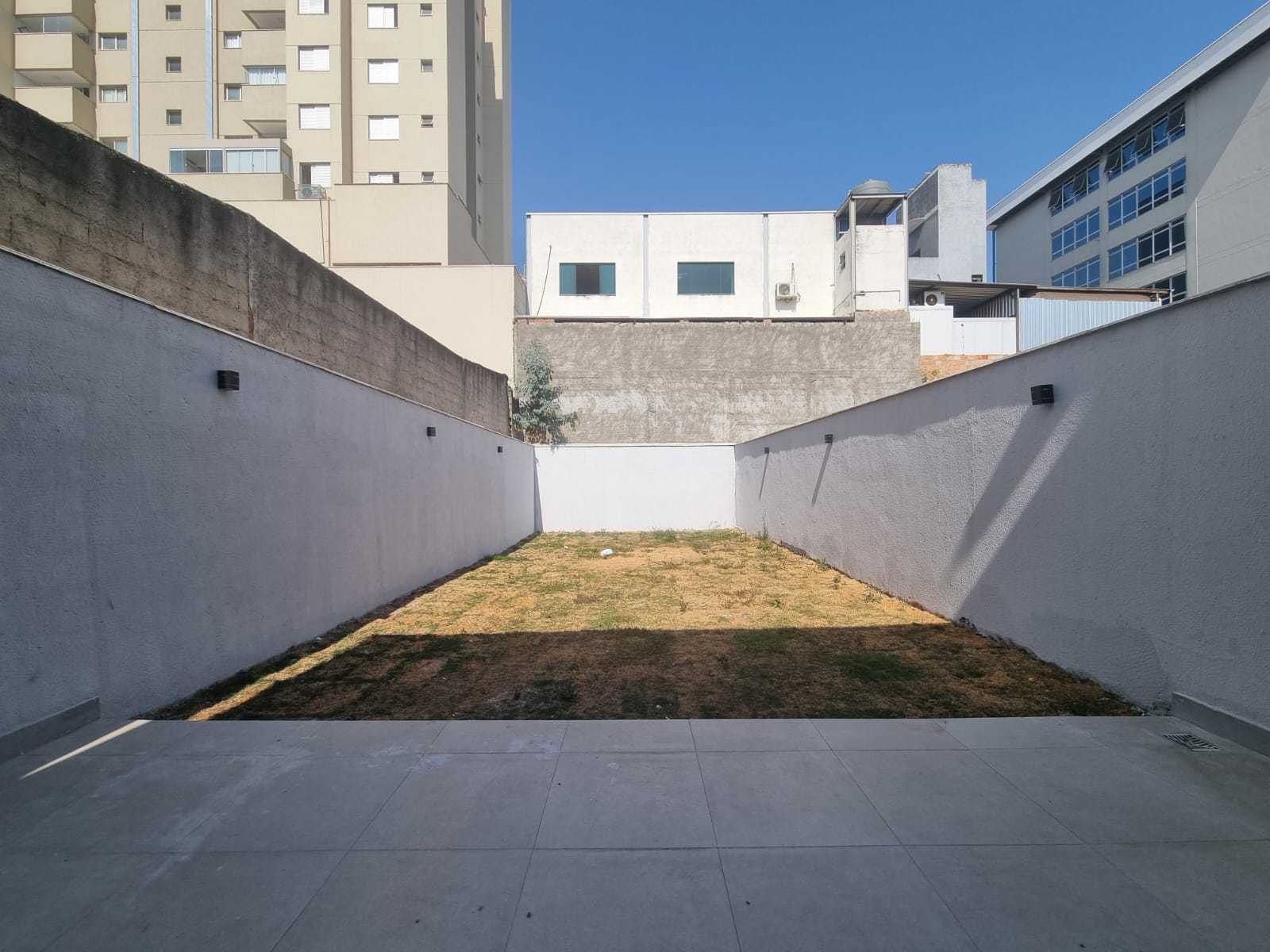 Casa para alugar com 3 quartos, 200m² - Foto 7