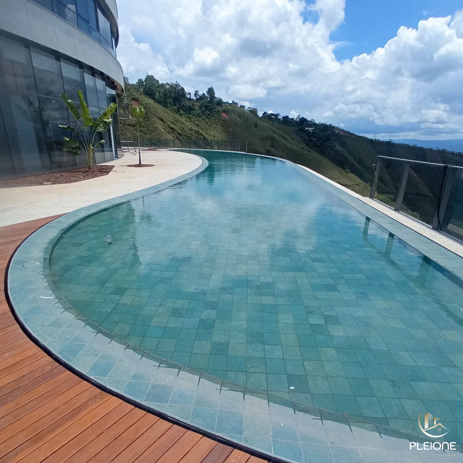 Apartamento à venda com 1 quarto, 757m² - Foto 7