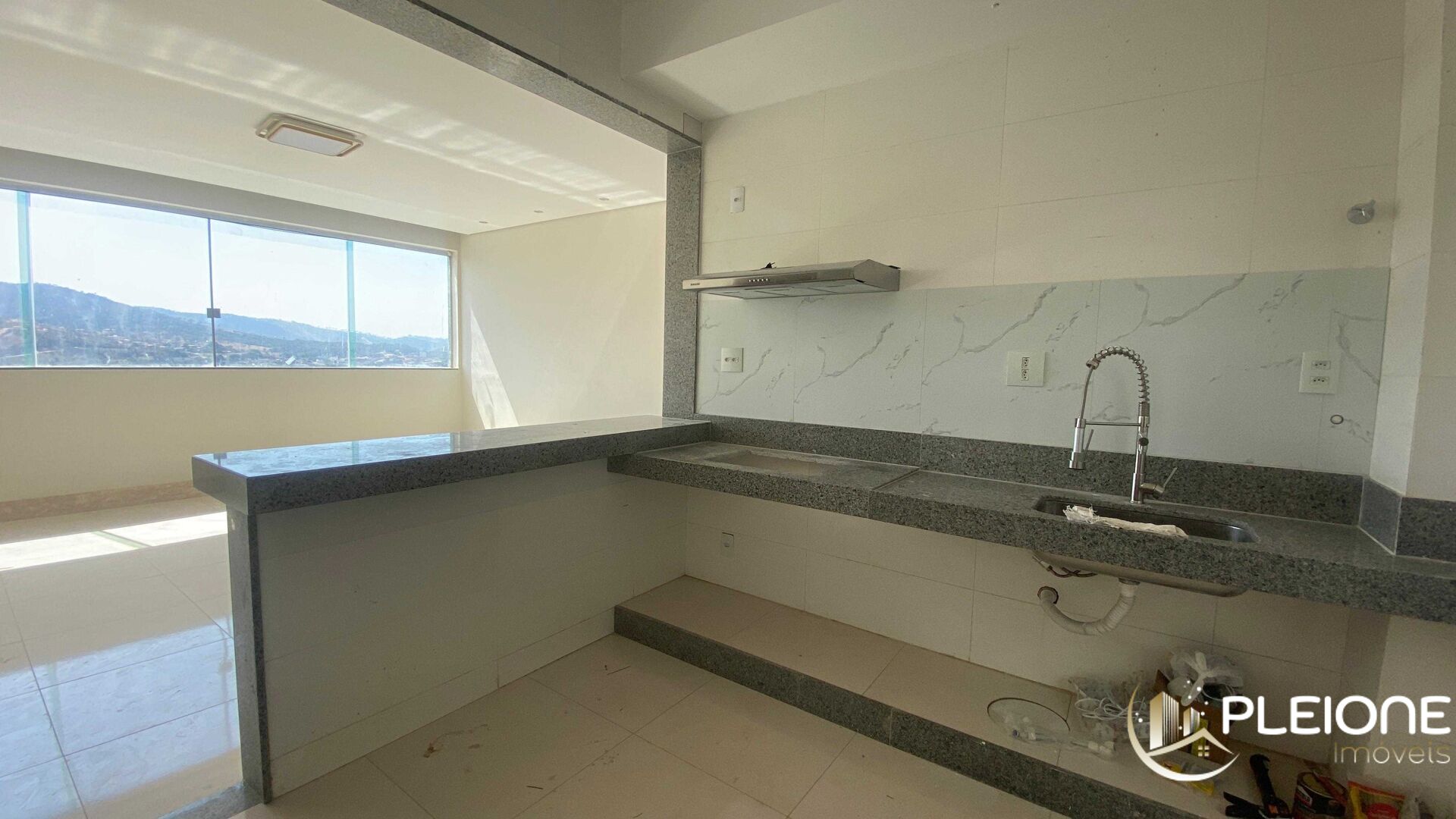 Apartamento à venda com 3 quartos, 85m² - Foto 19